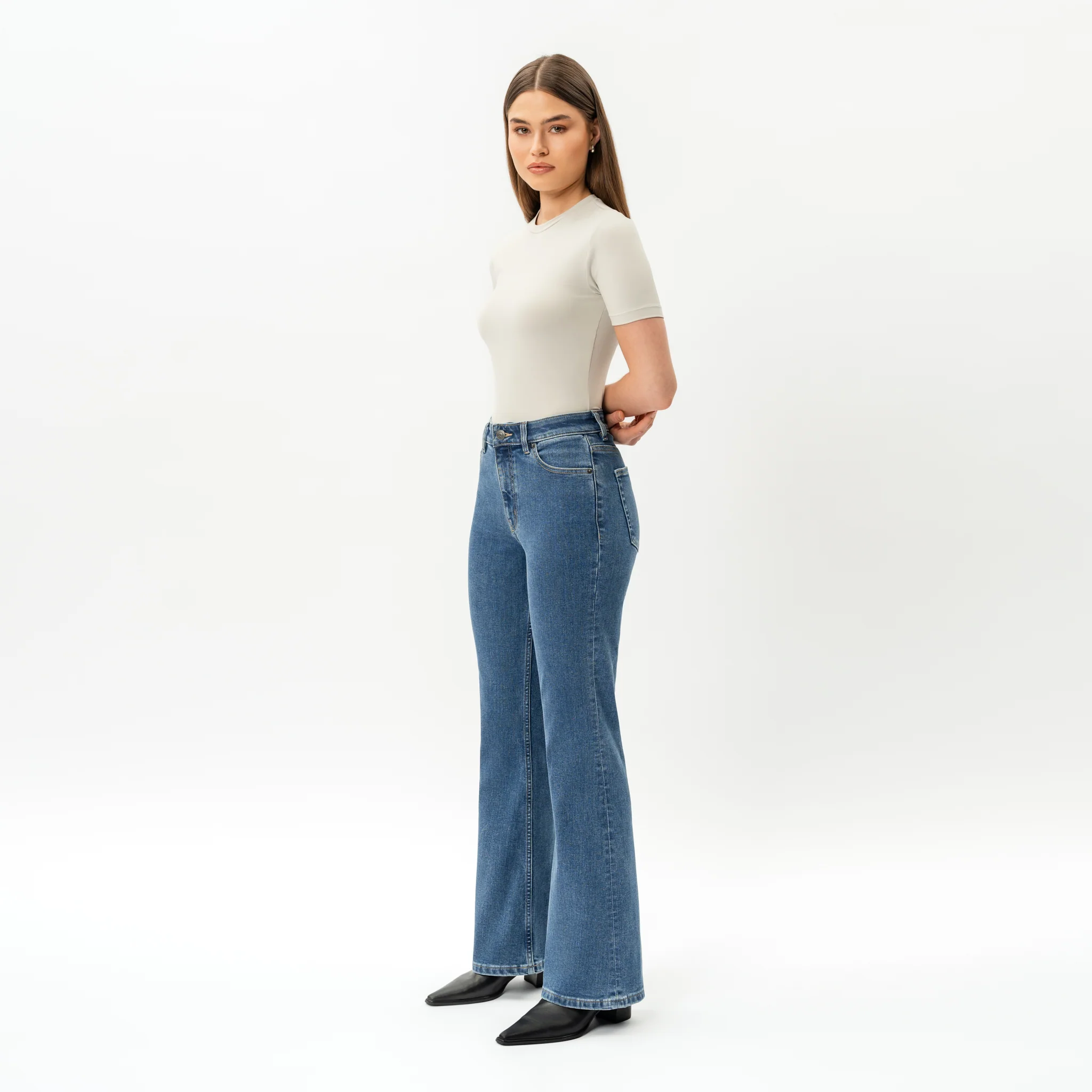 Bootcut ComfortDenim⢠Jeans - Image 10