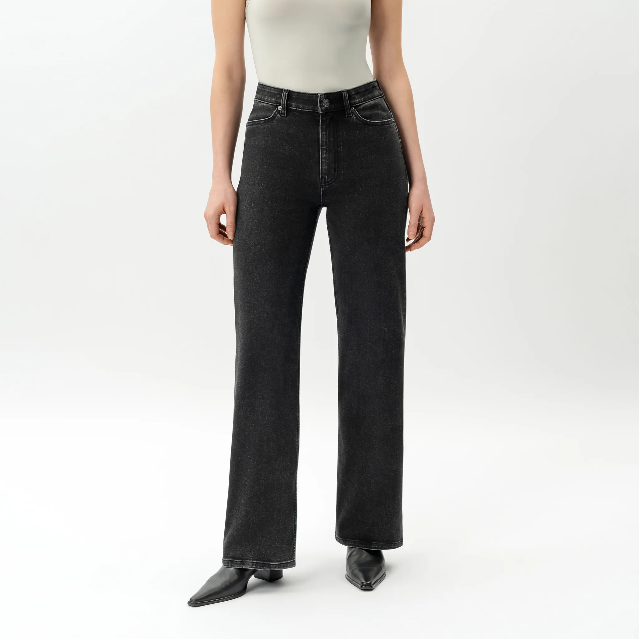 Relaxed ComfortDenim™ Jeans