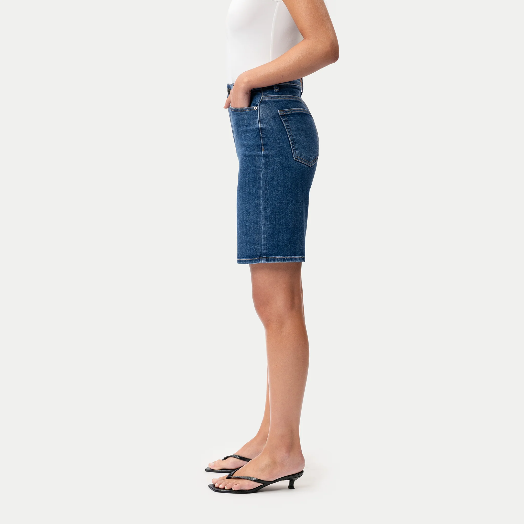 Stretchy ComfortDenim™ Shorts - Image 21